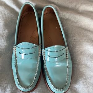 Patent Weejuns- loafers